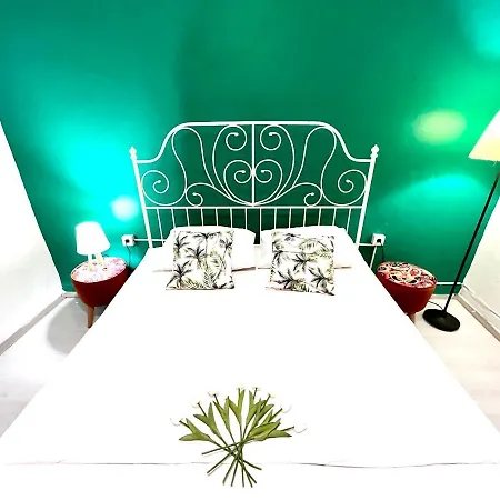 דירה Vip Huge House Sea View 3 Bedroom - 50 Mt To Taksim Square איסטמבול